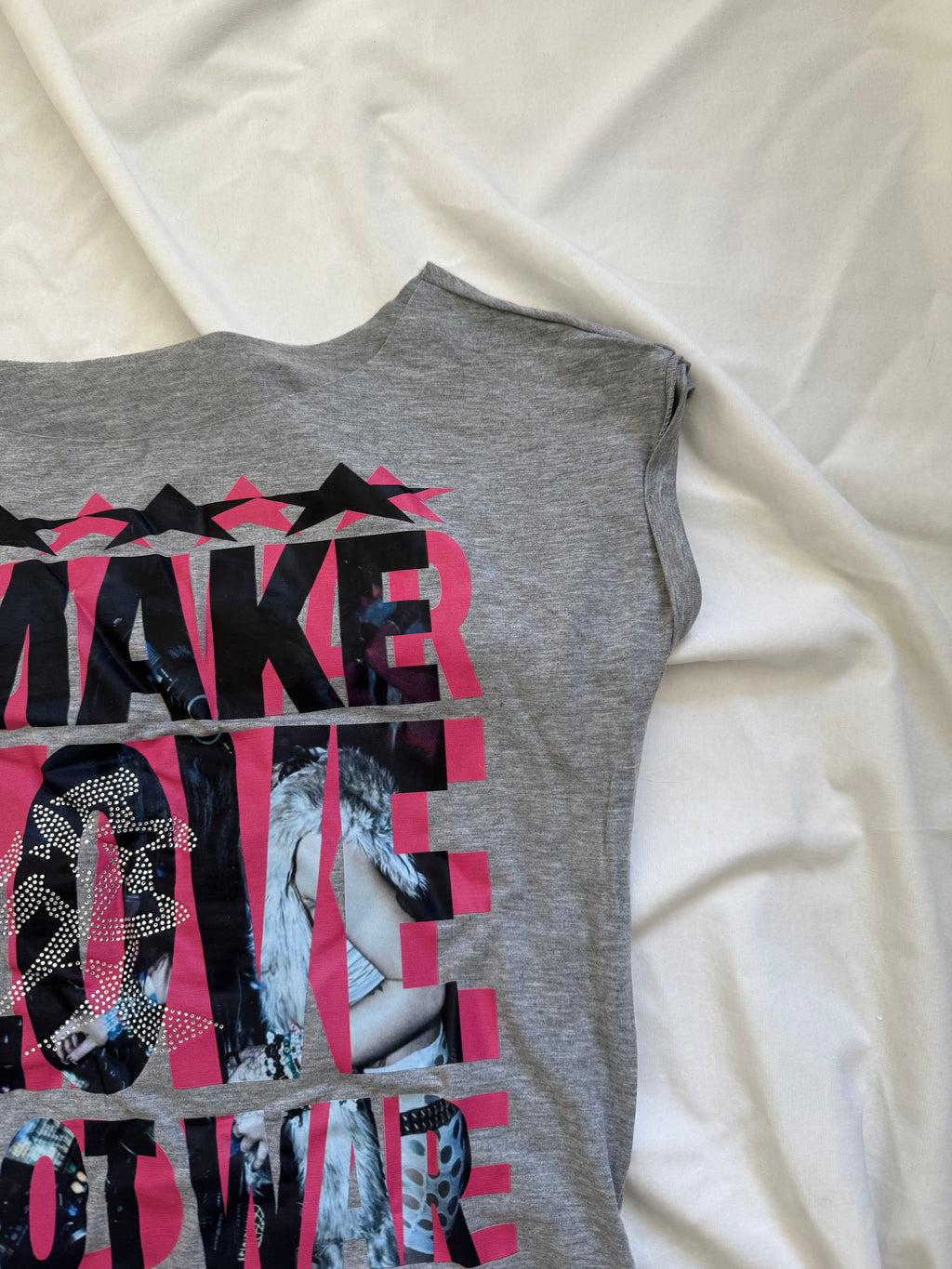 graphic grey tee