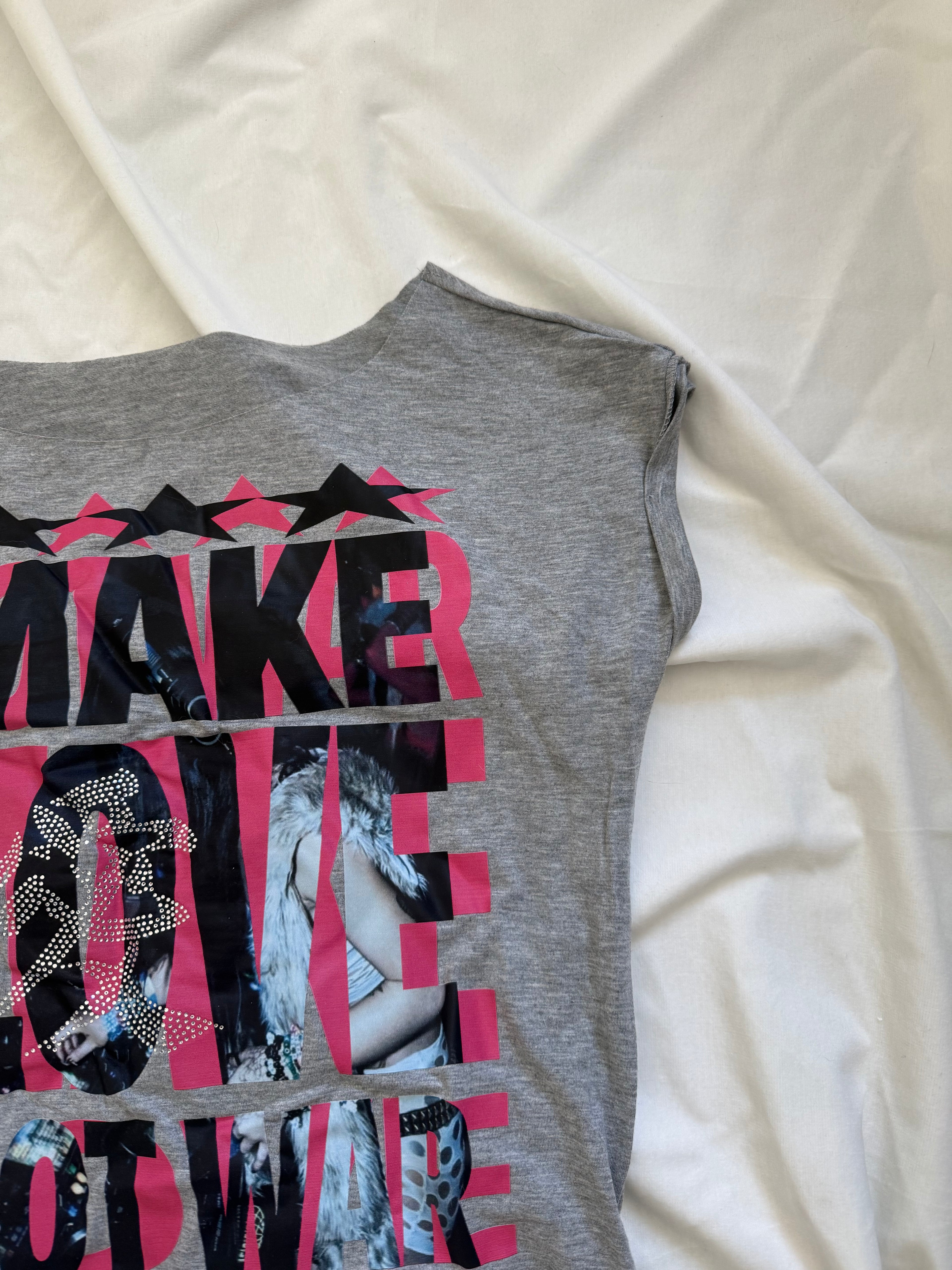graphic grey tee