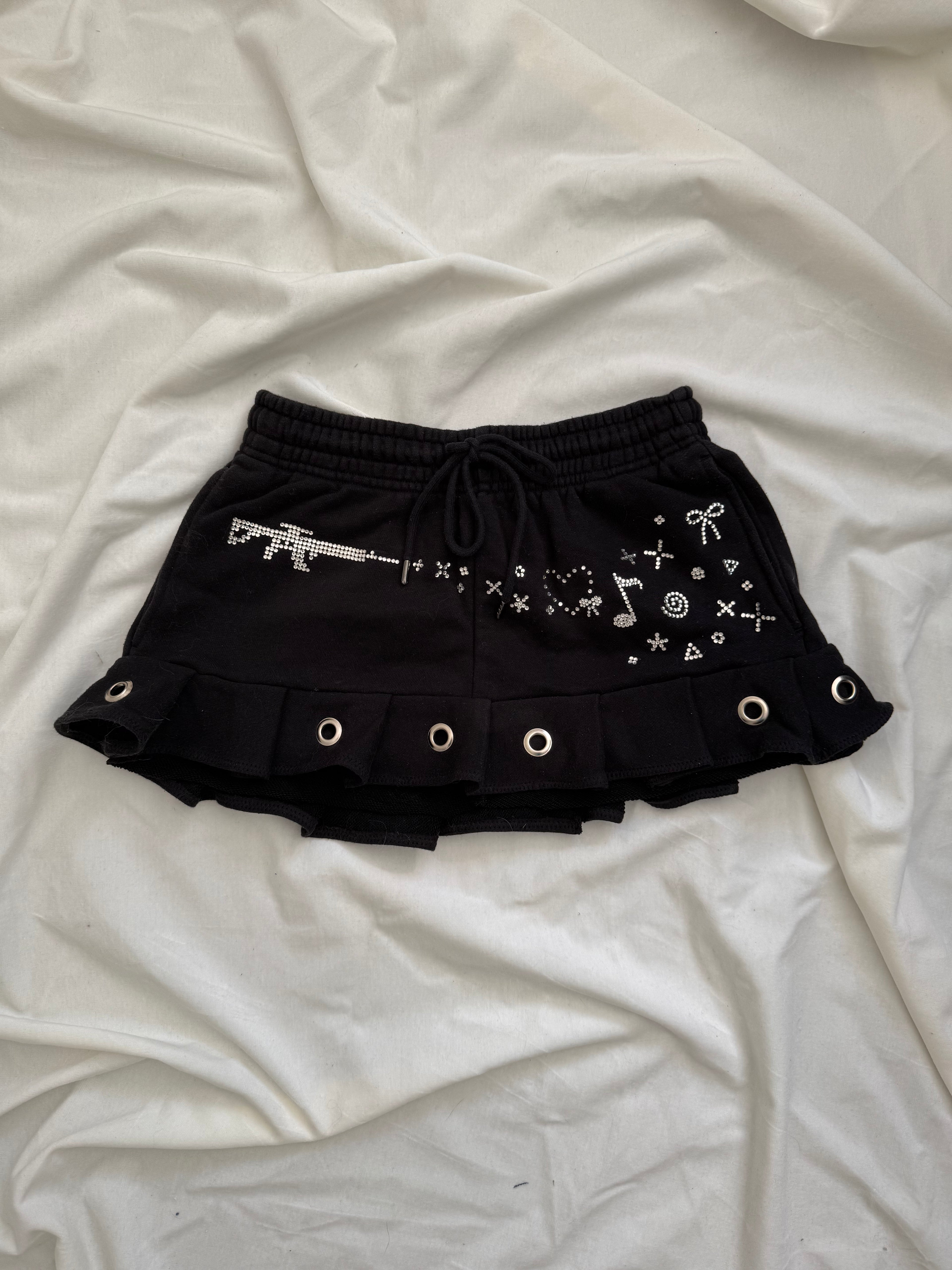 kaomoji rhinestone black pleated mini skirt