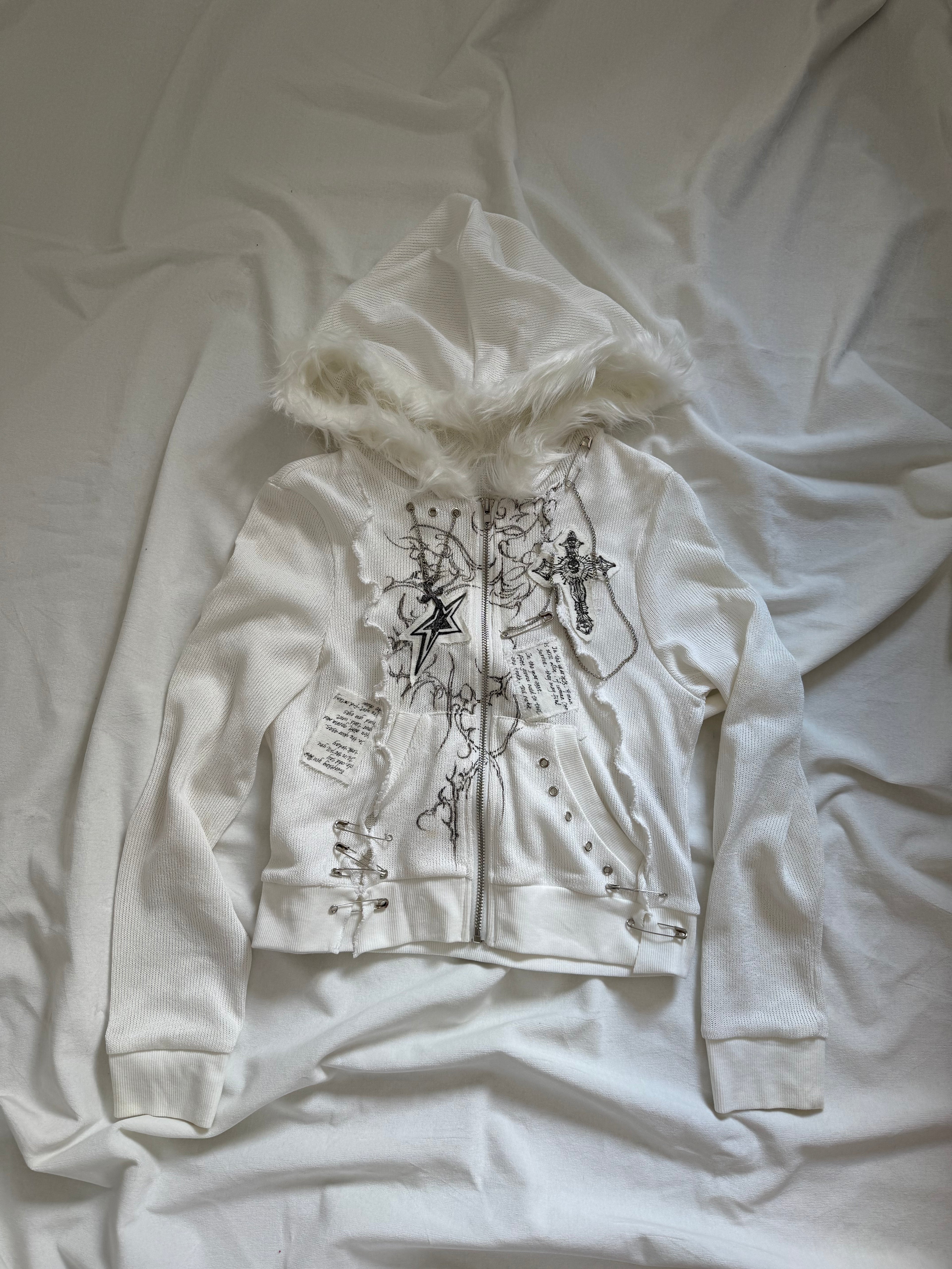black and white graphic long sleeves knit zip up hoodie
