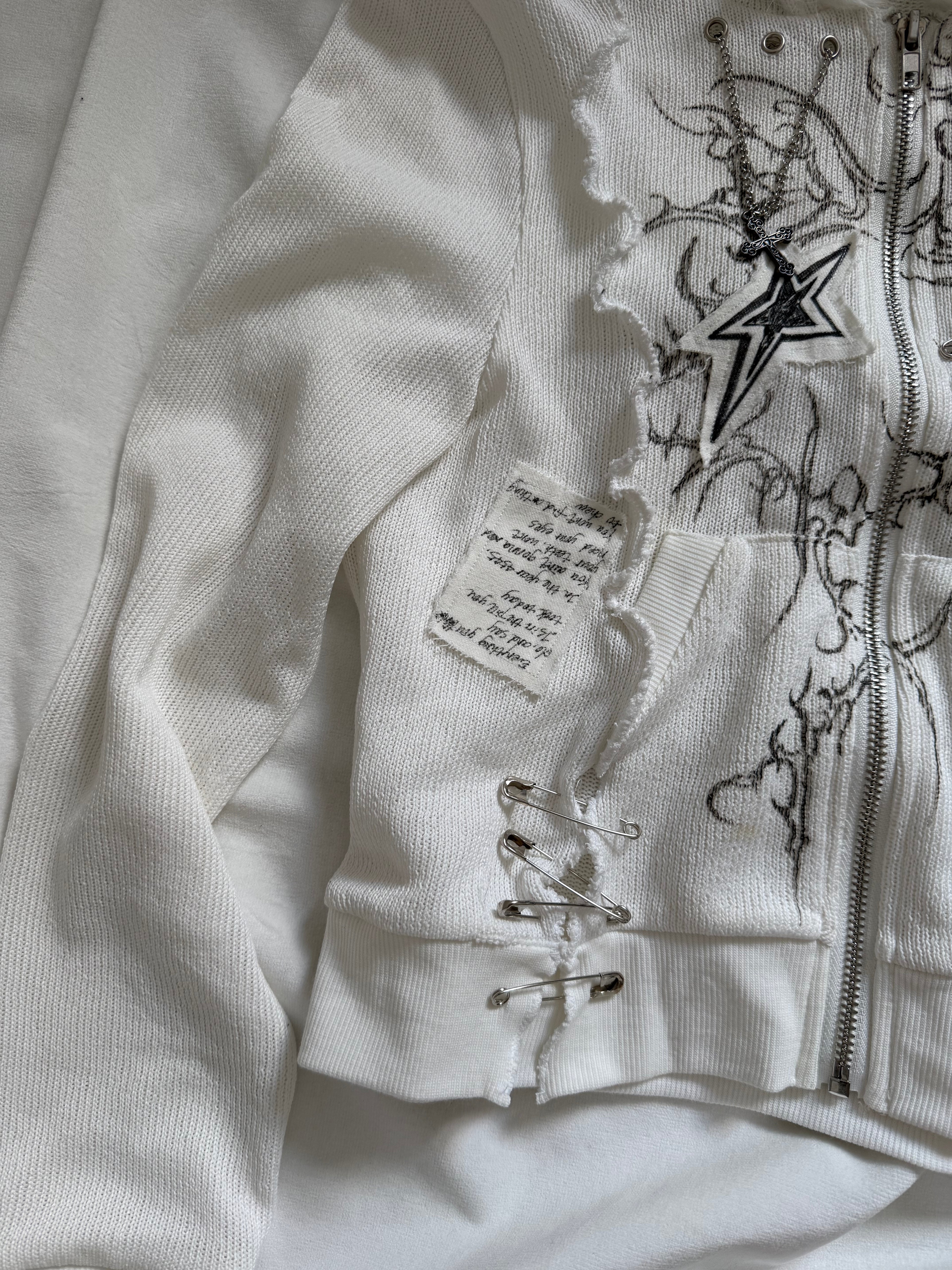 black and white graphic long sleeves knit zip up hoodie