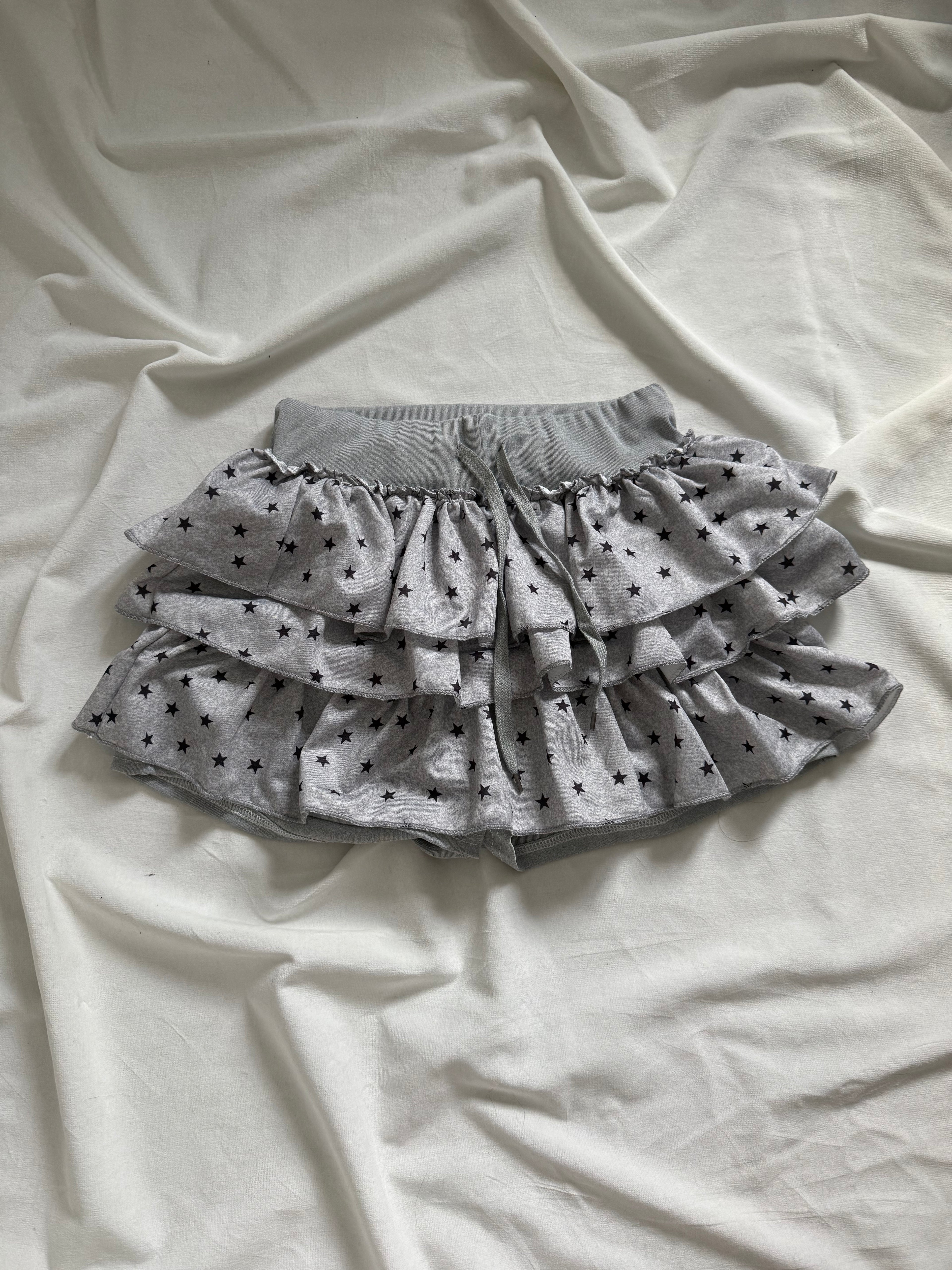 Layered ruffle stars grey mini skirt